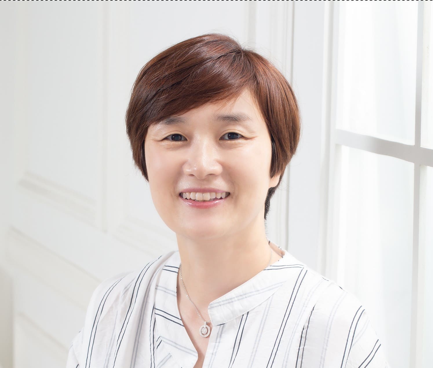 심윤경 작가 사진